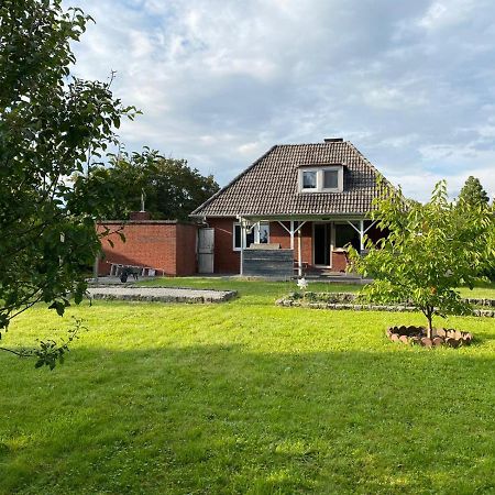 Ferienhaus Sieglinde Mit Deichblick Emden Ngoại thất bức ảnh