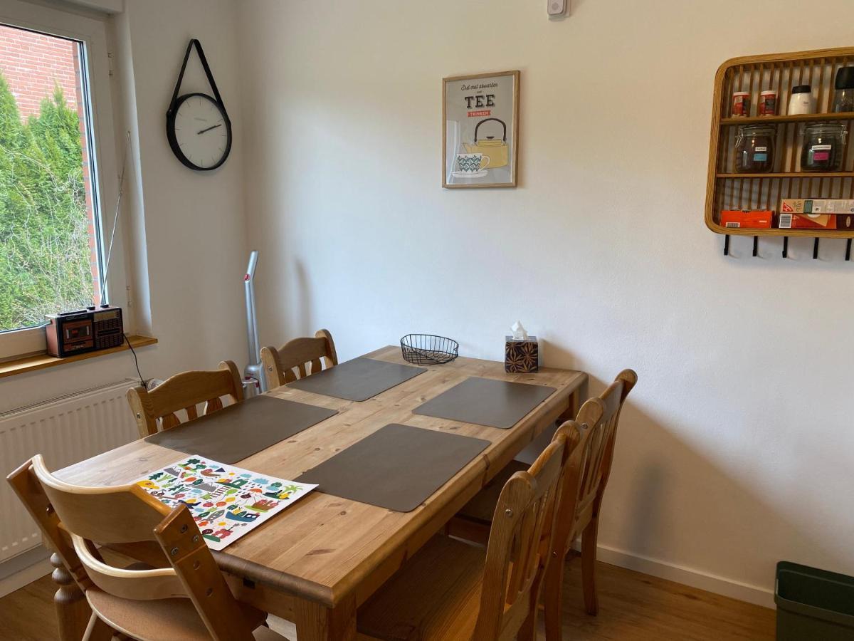 Ferienhaus Sieglinde Mit Deichblick Emden Ngoại thất bức ảnh