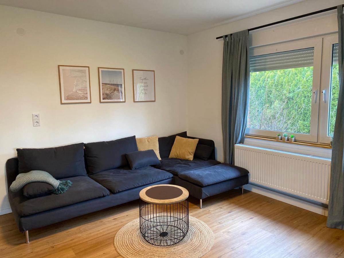 Ferienhaus Sieglinde Mit Deichblick Emden Ngoại thất bức ảnh